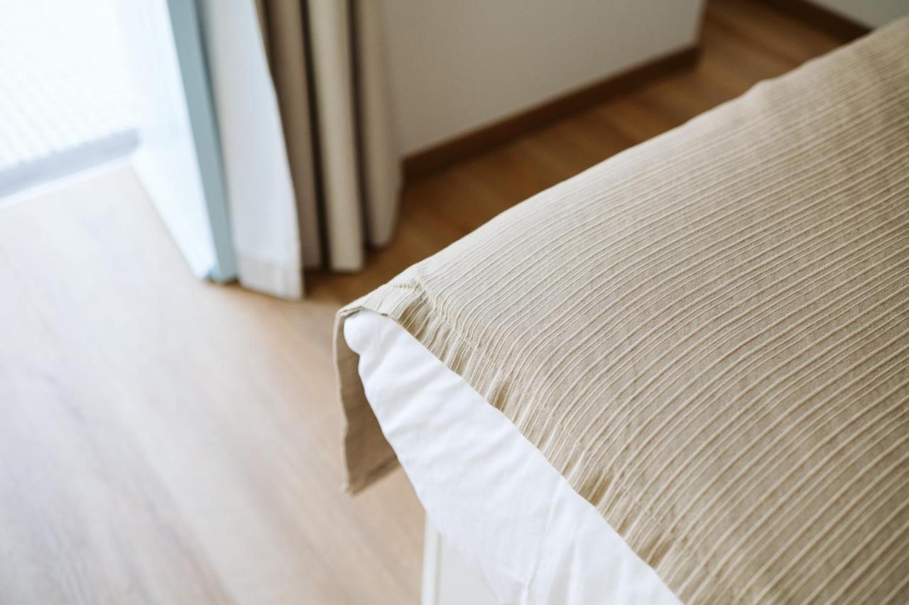 Casa Andorinhas - 1 Bedroom Sleeps 4 *